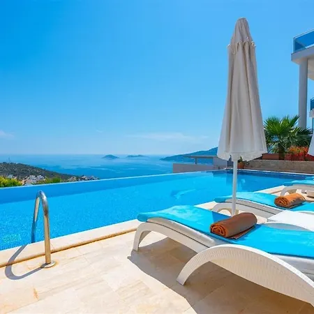 Villa Kayra *